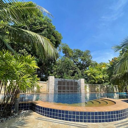 Вилла Relax And Rejuvenate In Rayong! Экстерьер фото